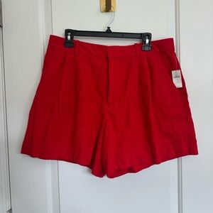GAP Red High-Waist Pleated Women’s Shorts